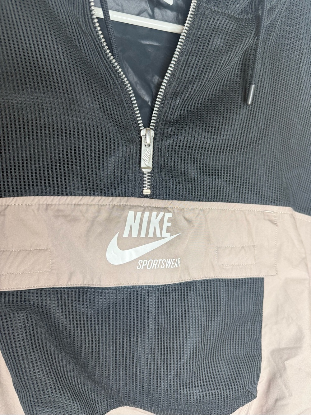 Nike women’s oversized mesh half zip hooded jacket in black size large - Picture 4 of 6